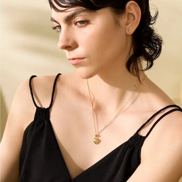 Heart Long Pendant Pull-Out Necklace - Picture 8 of 9